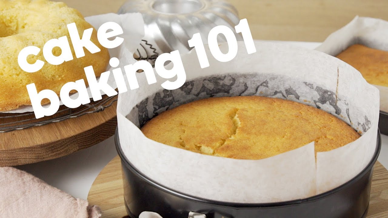 How to prepare cake pans for baking 