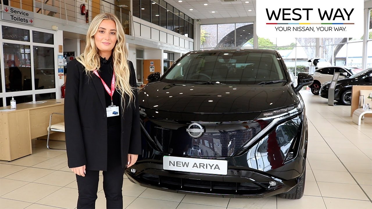 In-Depth Walk Around of the New Nissan ARIYA ADVANCE - YouTube
