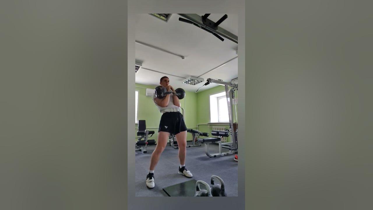 Упражнение колокол с гирей