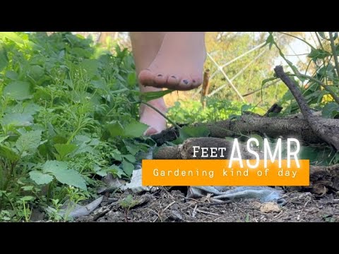 ASMR | Giantess Feet | Playing in the Garden 🪴 🪱