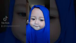 bayi comel / bayi berhijab gemesin  / bayi lesung pipi manis sekali