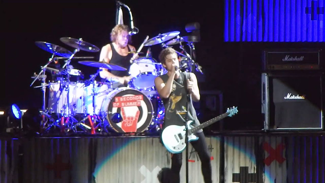 5sos tour michigan