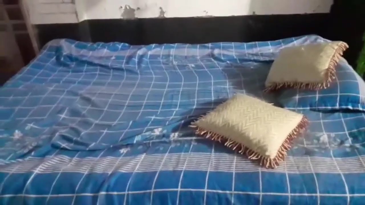 bow tar room ar jonno new akta bed sheet nilo online taika