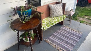 Front porch redecorating ~ Spring makeover #diy #springtime  #decoration