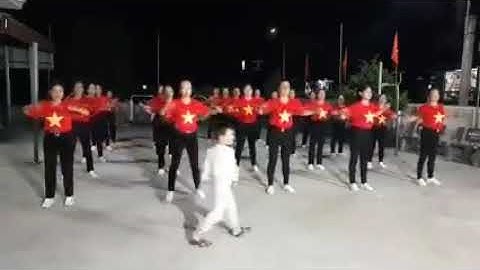 Khiêu vũ thể thao: Chiếc khăn Piêu