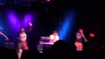(The Walls Group) One of our favorites from the album "Satisfied" LIVE!!