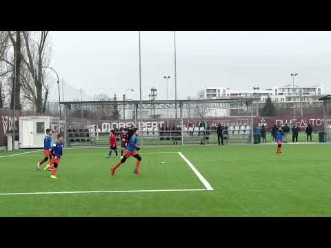Hat-trick împotriva celor
