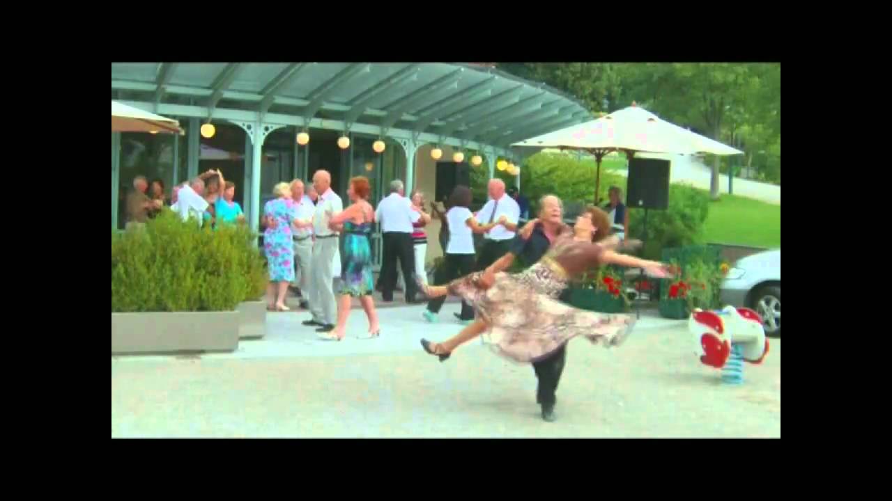 Perfektion-Tanz im Kurpark Baden