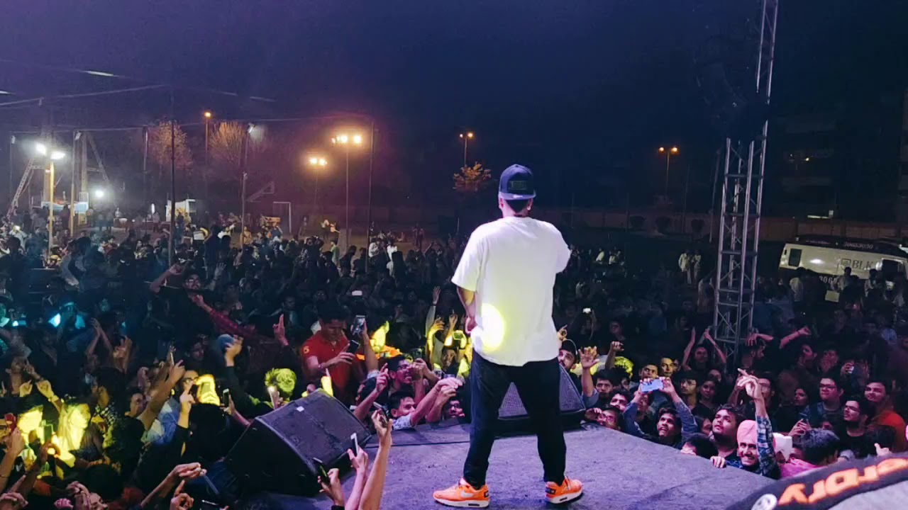 Sukh-E Live Performance | Delhi University