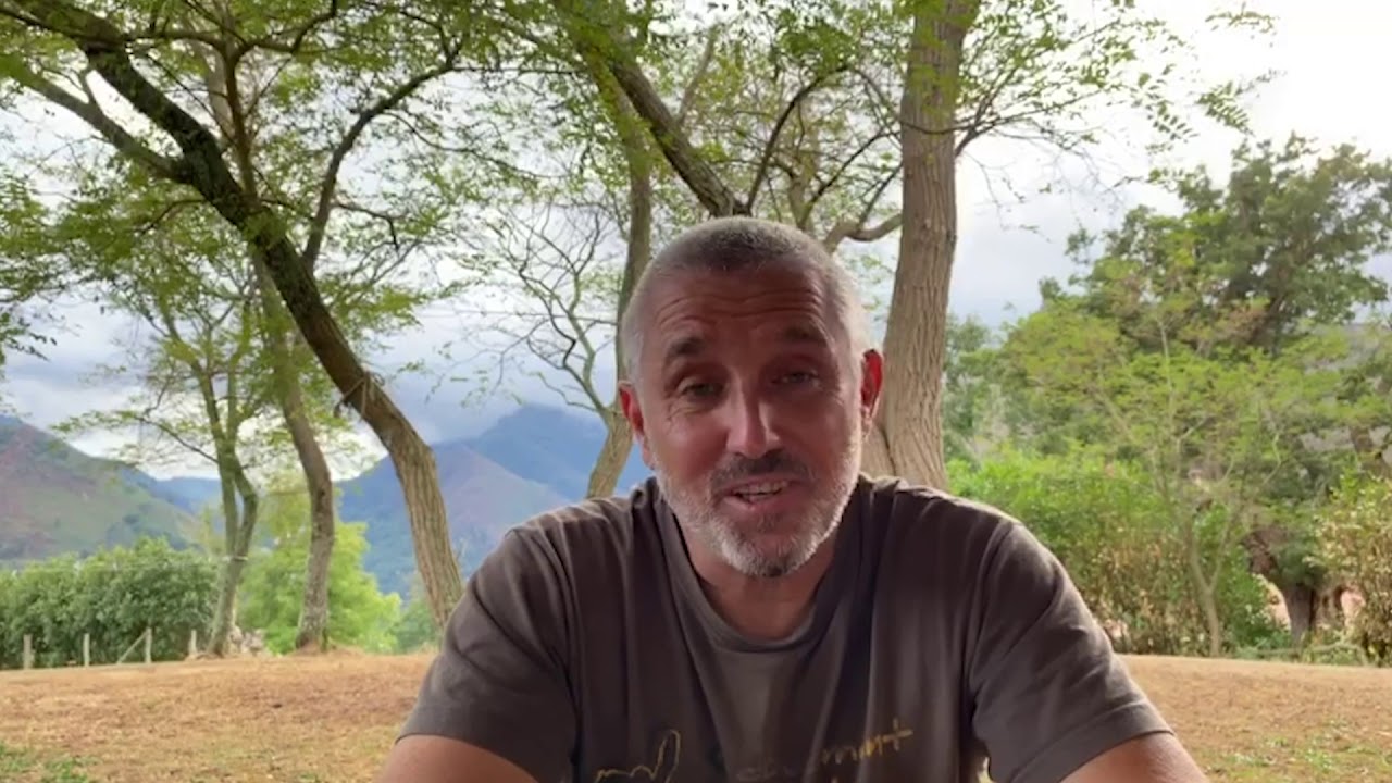 Audrey DOUVILLE & Beñat ONDICOL présentent la chèvre Pyrénéenne