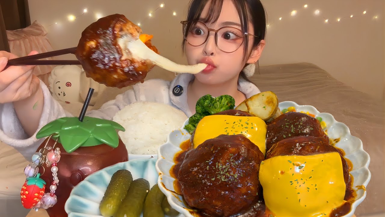 夢がつまったチーズINハンバーグ🫃🏻🧀