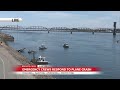 Plane clips transmission line near Tri-Cities bridges, crashes into Columbia River