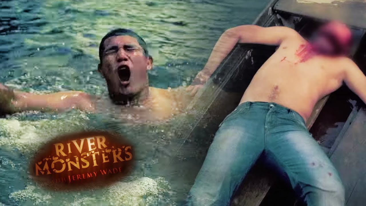 Horrrfic Face Ripping Piranha Attack Horror Story River Monsters Youtube