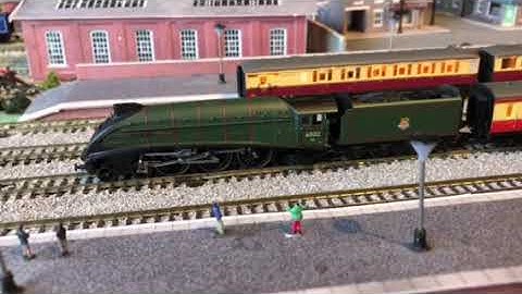 Dapol A4 with Tramfabriek coreless motor upgrade