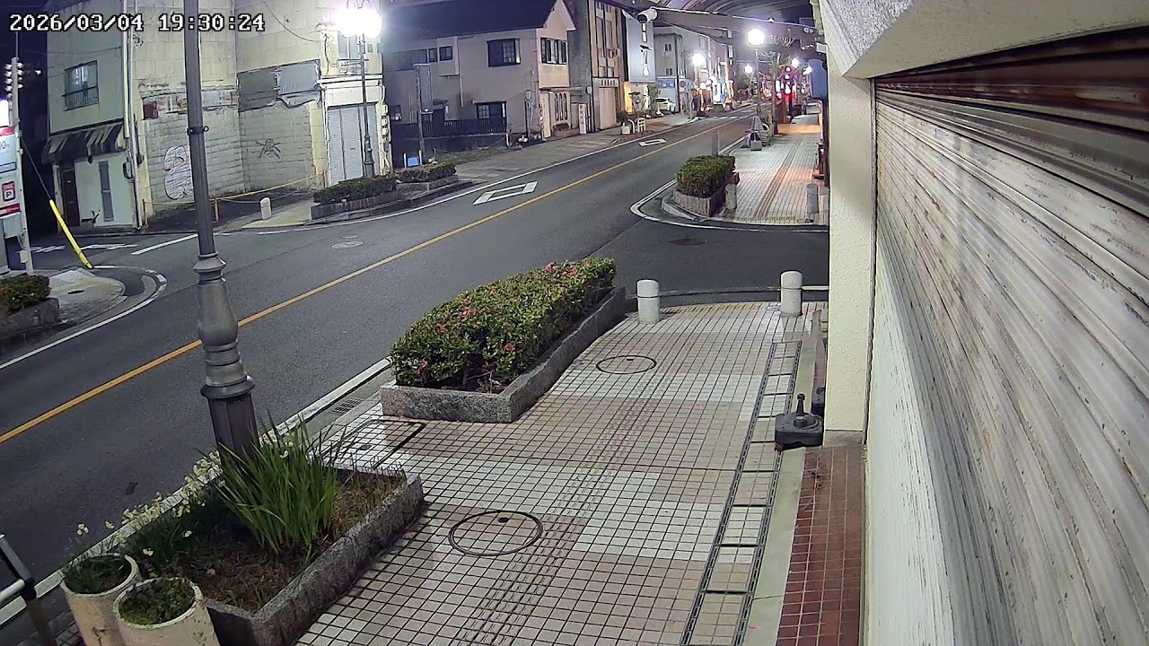 三重県津市西丸之内伊賀街道ライブカメラ Mie Tsu Nishimarunouti Live Camera.world.cam