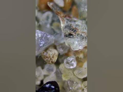 Песок под микроскопом 🔬 - YouTube