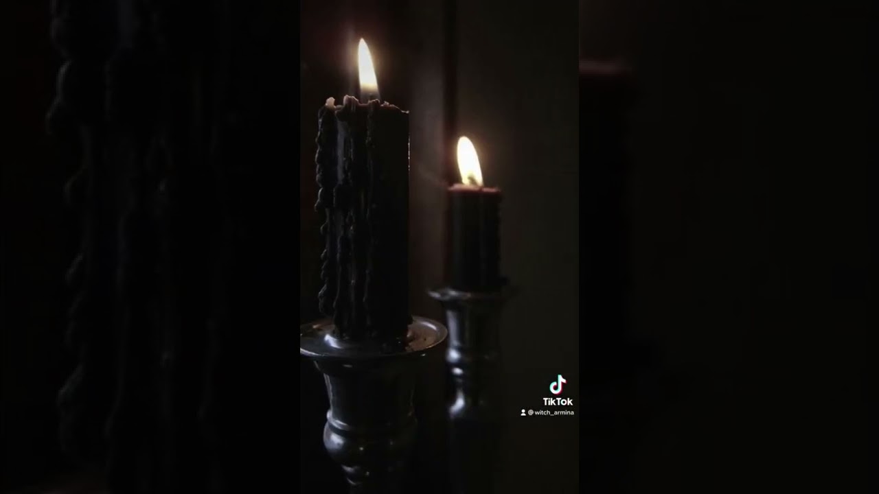 В страстную пятницу зажечь 12 свечей дома