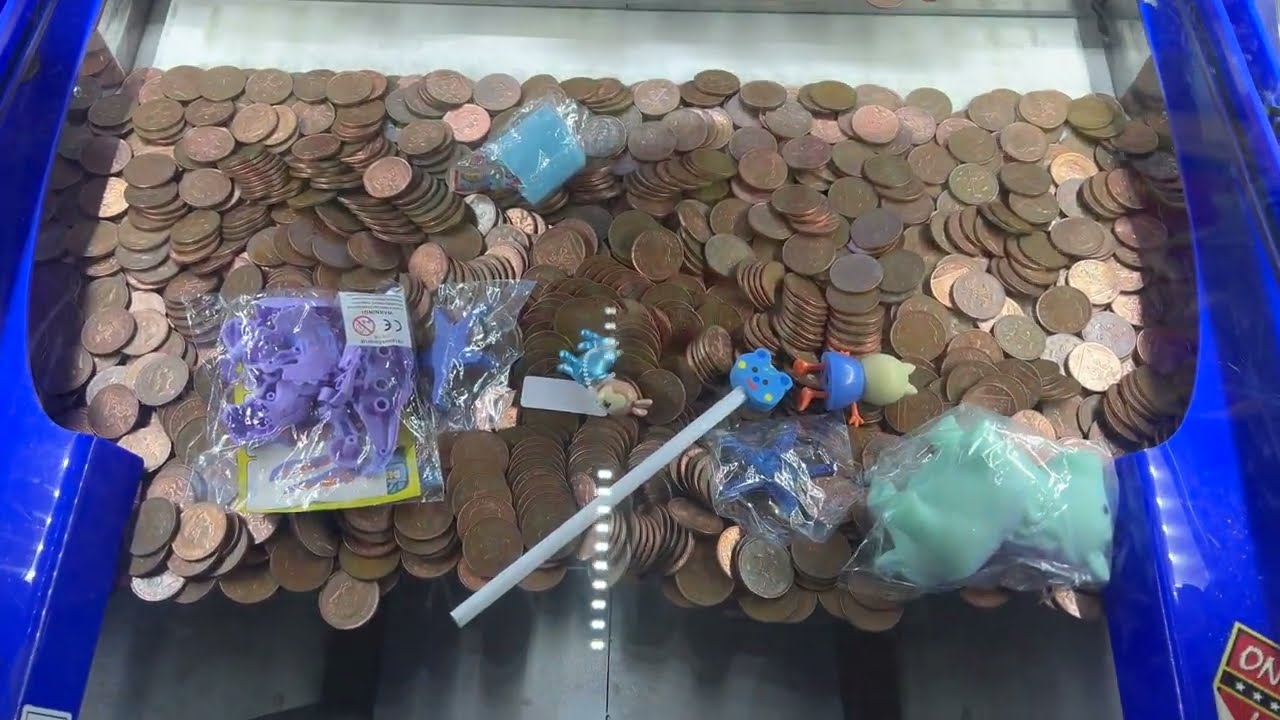 Winning Tickets & Random Prizes on Only Fools and Horses 2p Coin Pusher!