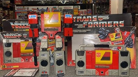 Transformers generation one blaster review. G1 complete collection Takara variant vintage not legacy