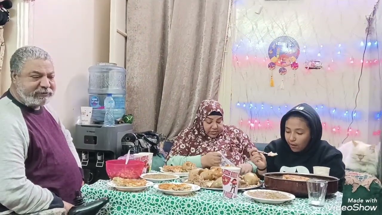 ابو حنفي خرب الدنيا عشان احمد خد حمامه 🙆