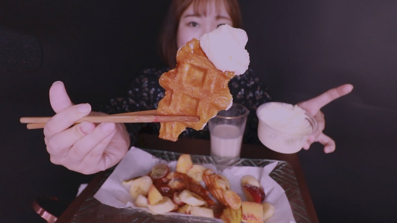 수다 먹방 ASMRㅣ크로플과 생크림 듬뿍ㅣ코로나 검사 받은 이야기