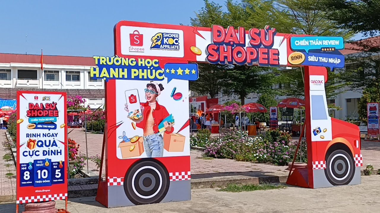 Trường học hạnh phúc do Shopee tổ chức cho học sinh tại trường THPT || Châu Ngọc vlog &bonsai