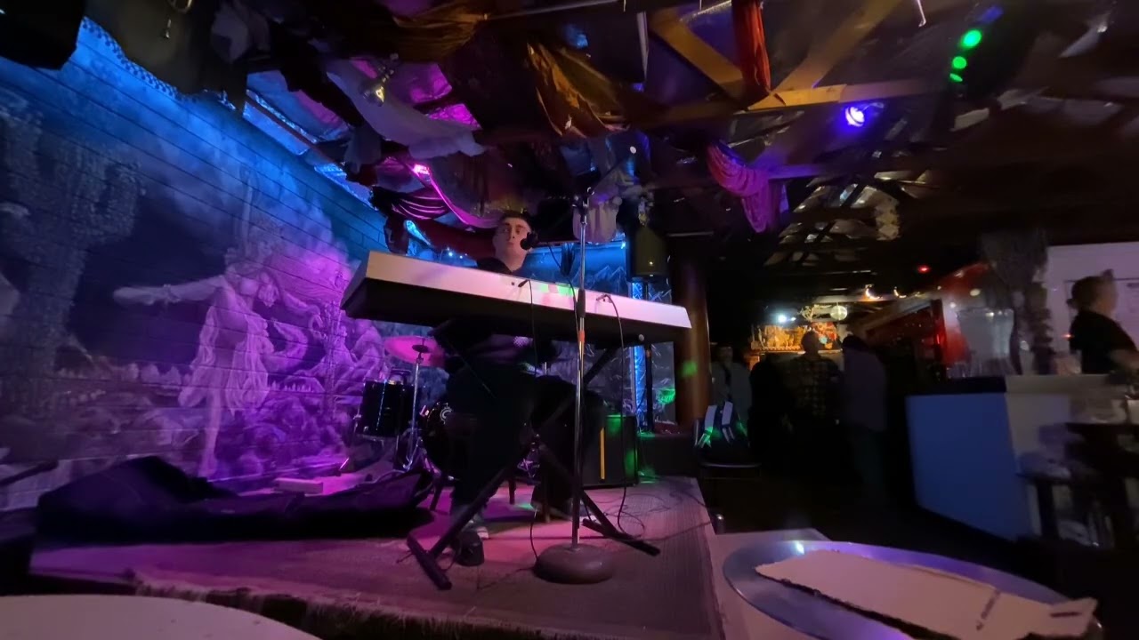 MusicByElijah - Learning To Fly, Running Up That Hill, Imagine Live