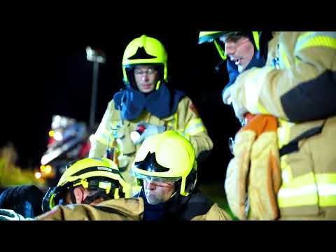 Meerdere slachtoffers bekneld na ongeval bij straatrace, Oefening brandweer Barneveld