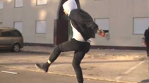 Niki Moss - Avalanches