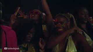Davido - FALL (LIVE) Road to Afro Nation