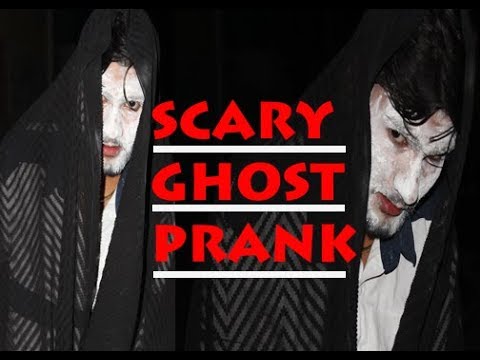 scary-ghost-prank-in-pakistan-syed-shehriyar
