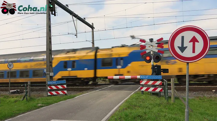 Spoorwegovergang Bathmen ??4K?? // Dutch railroad crossing