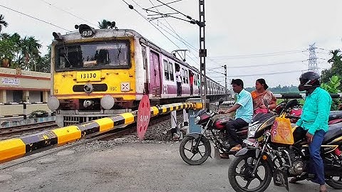 Colourful & Honking Speedy EMU Local Train Furiously Skipping Between Railgate | Eastern Railways
