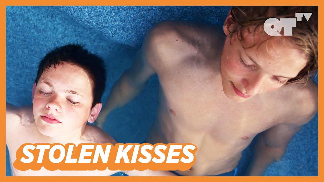 My Gay BFF Tricks Me Into Kissing Him | Gay Teens | Heartstone