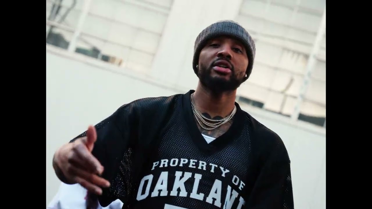 Dame D.O.L.L.A. (ft. Ivory Scott) - DOLLA SEASON