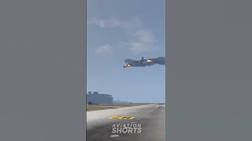 Airplane emergency Boeing won't Land #shorts