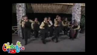 Video thumbnail of "CUERPO SIN ALMA (cumbia) EL COMBO LOCO DE MIKE RODRIGUEZ EXITO"