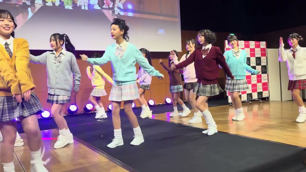 25.11.15 東京キッズコレクション「神様の言うとーり！」