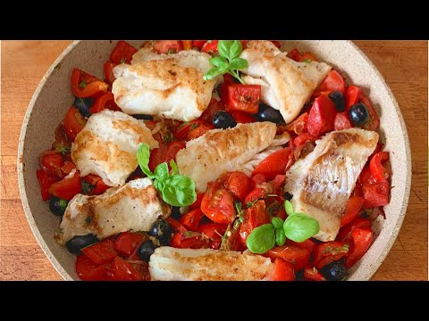 Видео рецепт Треска с болгарским перцем и помидорами