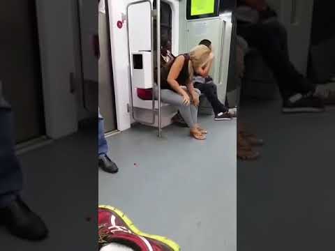 Metroda təbii ehtiyacını ödədi +18