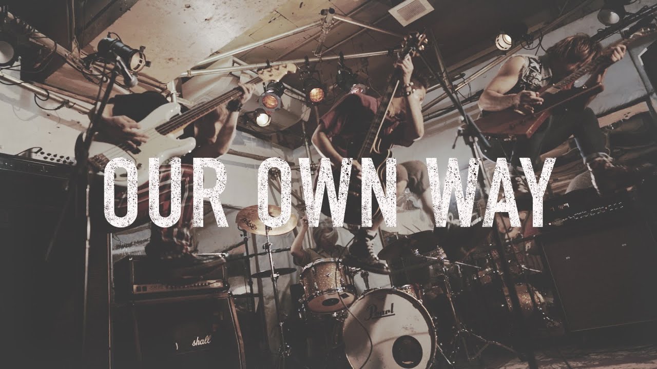 BURL - GO!! (OFFICIAL VIDEO) auf YouTube ansehen BURL - GO!! (OFFICIAL VIDEO) auf YouTube ansehen