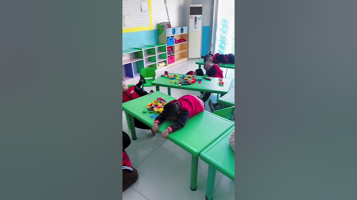 In Chinese schools whenever children get tired of studying go to sleep 😲