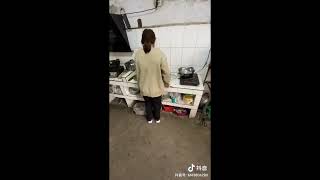 average chinese tiktok user but with postal 2 sound effects Resimi