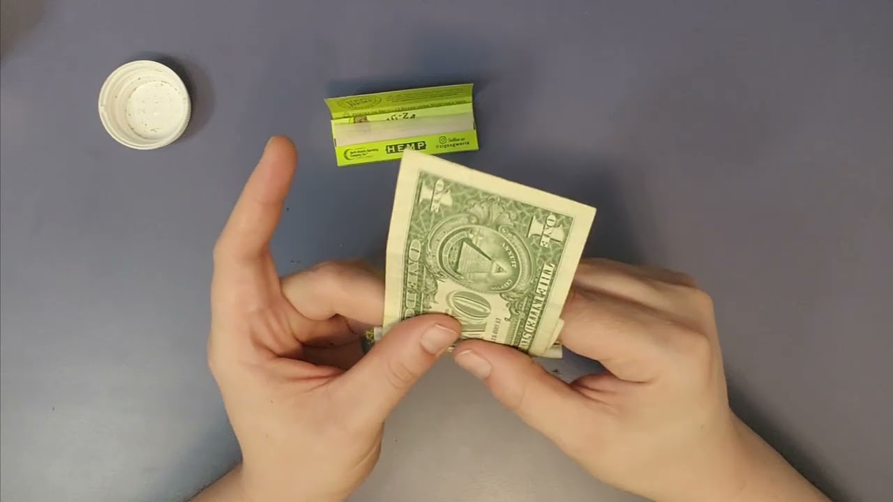 How to roll a joint with a dollar bill