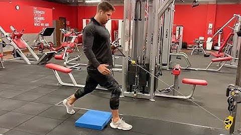 Cable Reaching Split Squat