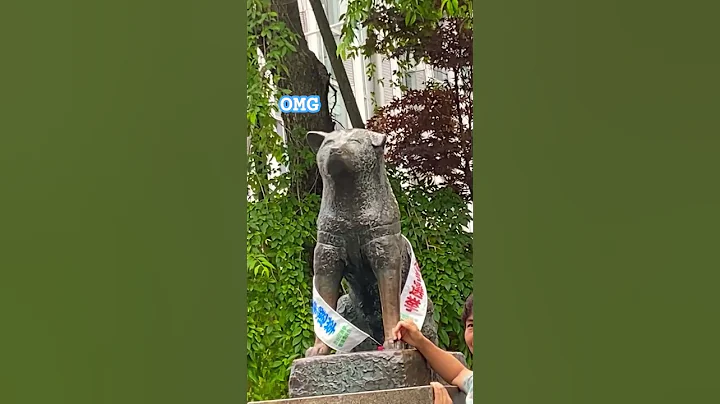 I WENT TO JAPAN AND TOOK A PICTURE WITH HACHIKO THE DOG!( shocking 🫢)