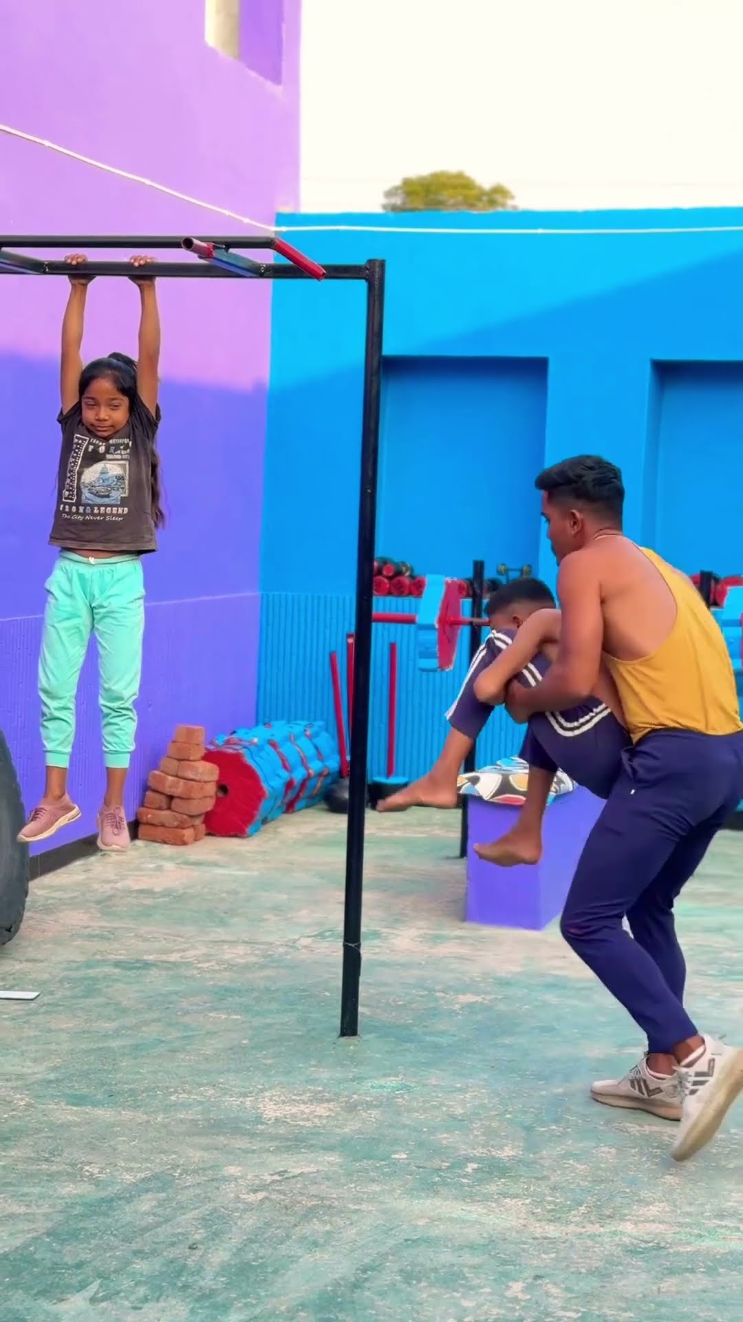 Omg Phone Todh Diya ??#shortvideo #funnyvideo #funny
