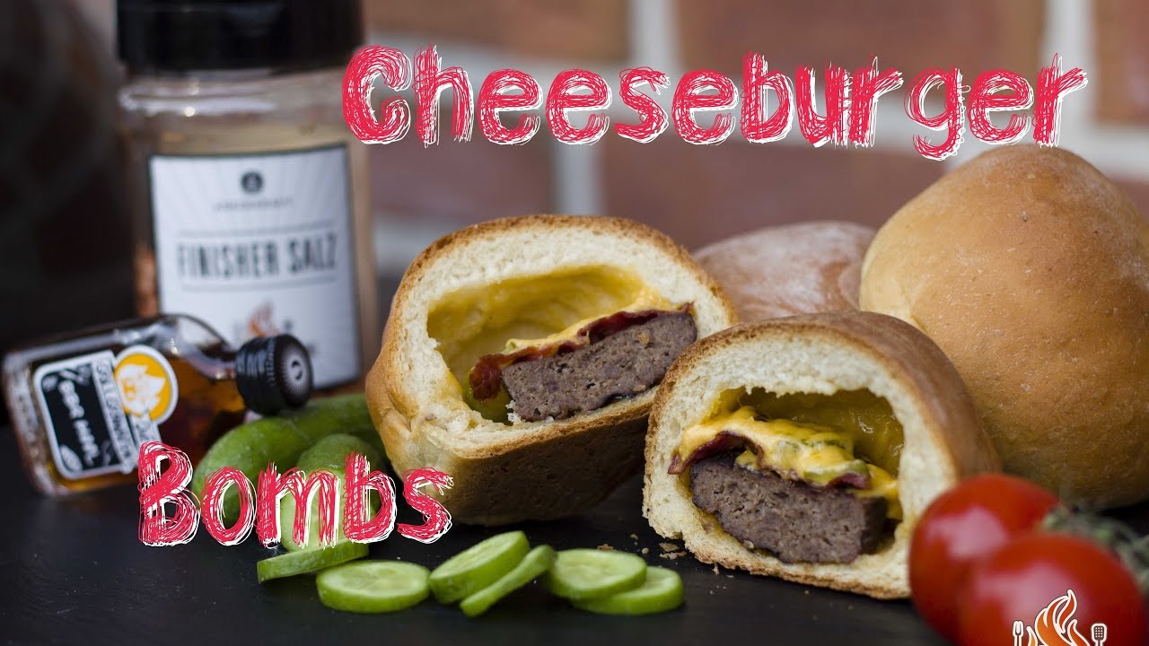 Cheese Burger Bombs vom er Performer Holzkohle Grill das perfekte