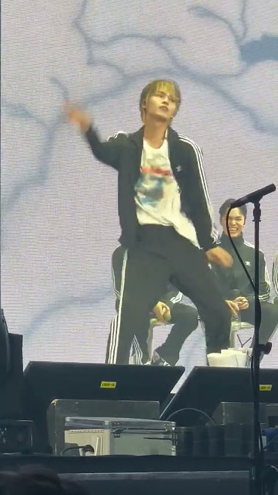 Jun - Nunu Nana #seventeen #jun #moonjunhui #Caratland