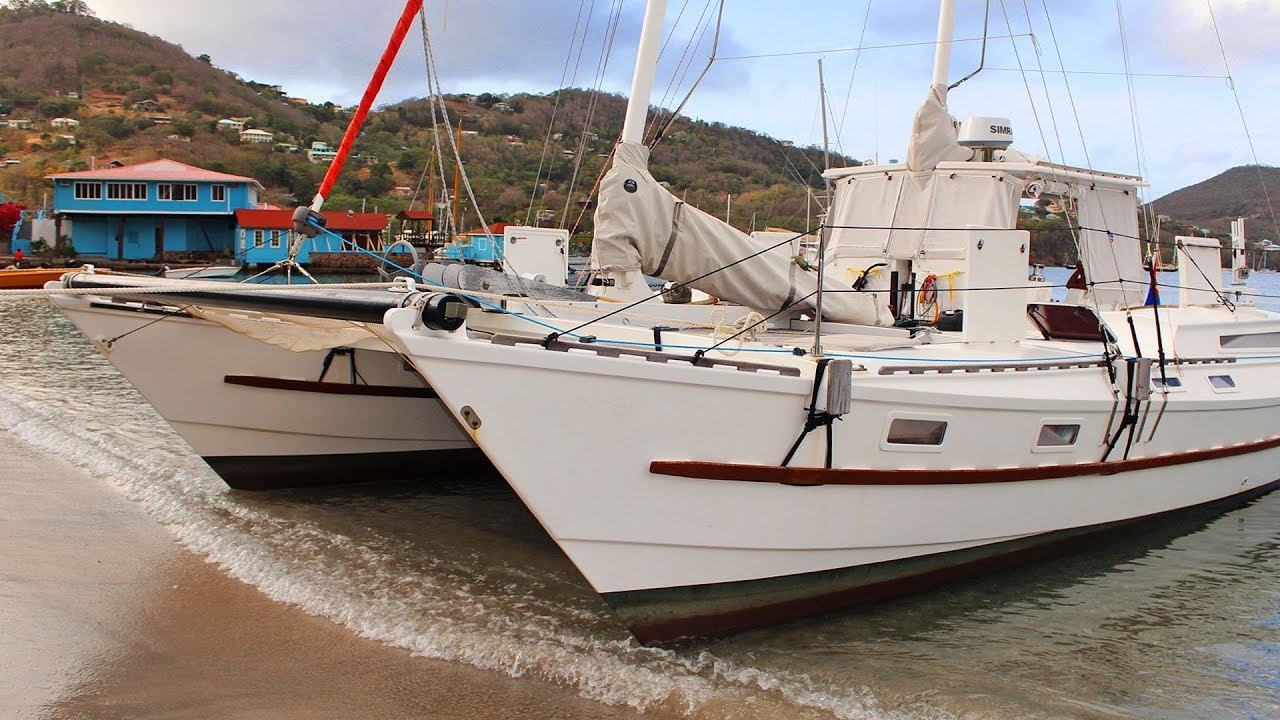 How To BEACH A SAILING CAT, Mysterious Mustique - Ep 27 Luckyfish